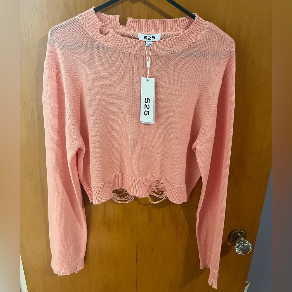 525 America Revolve Distressed Taffy Cropped Sweater NWT Size L